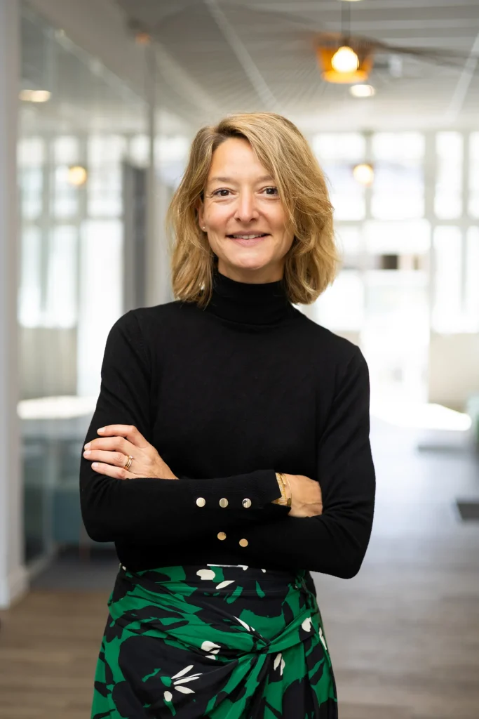 Portrait corporate d'une collaboratrice d'entreprise à Angers
